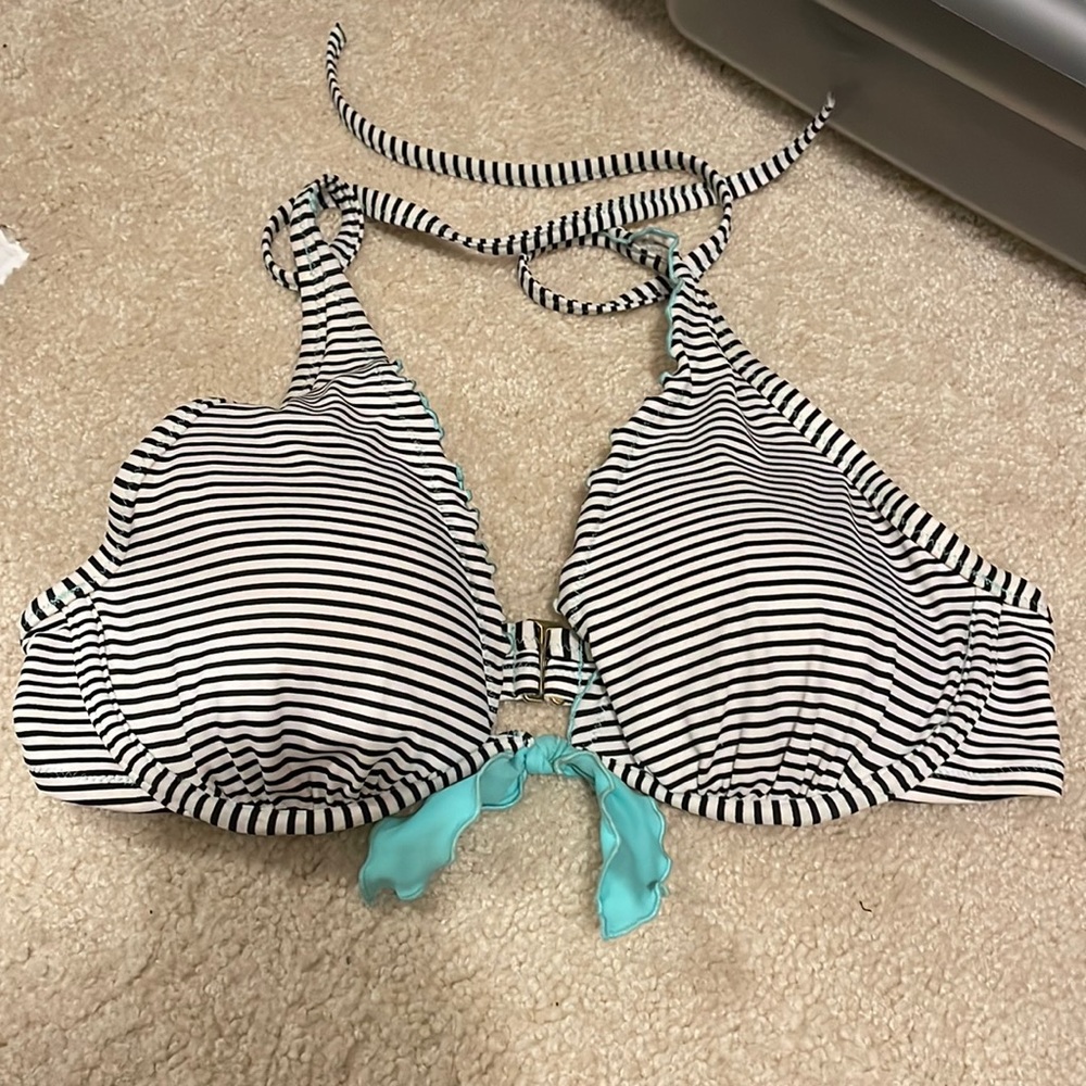 Victoria’s Secret Bikini Top